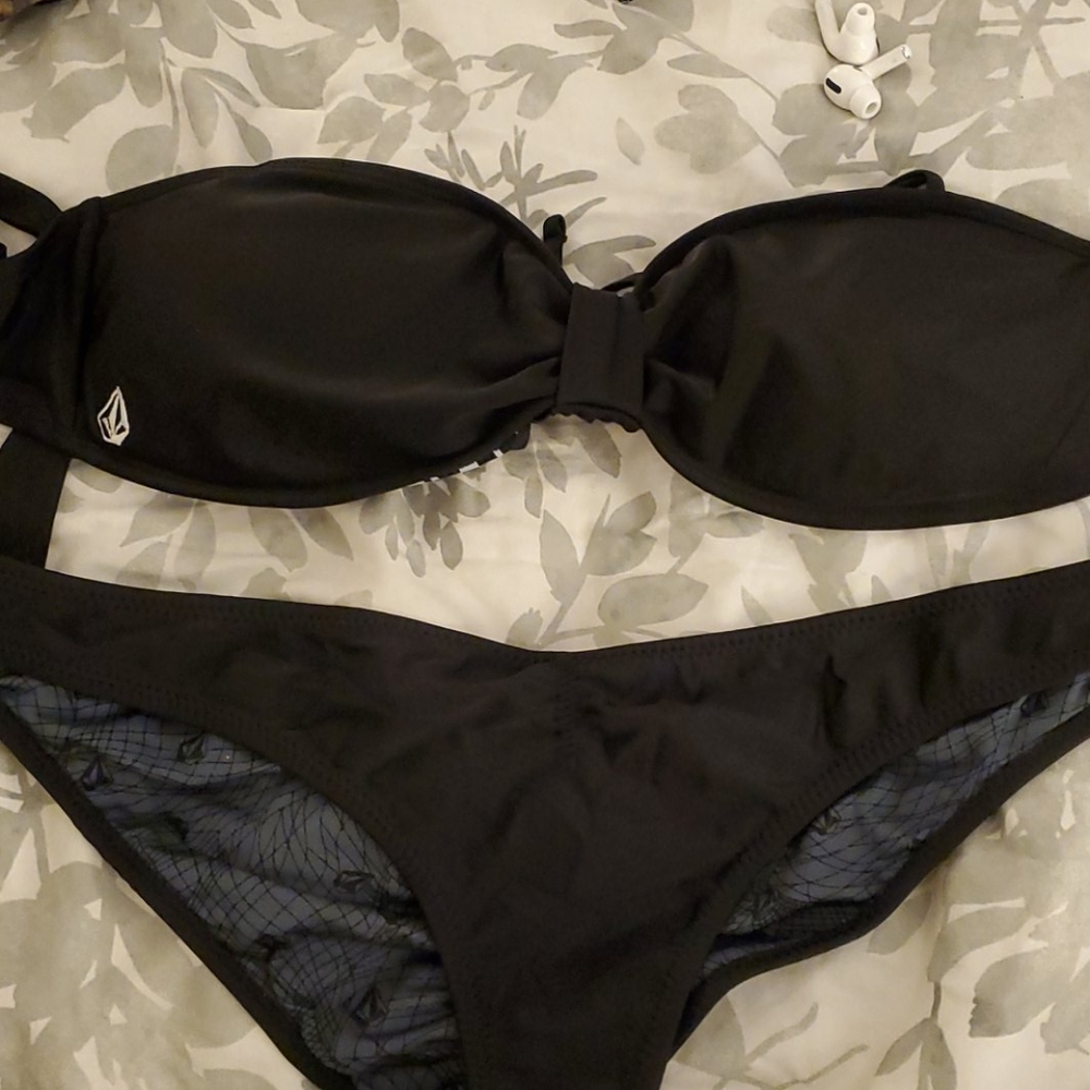Volcom bikini